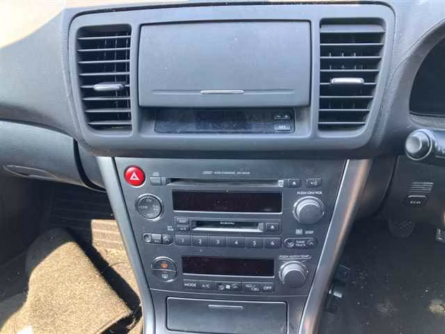 SUBARU LEGACY B4