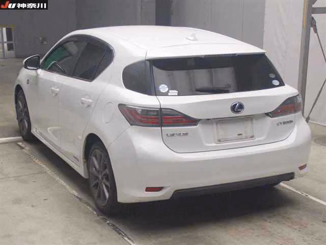 LEXUS CT200H