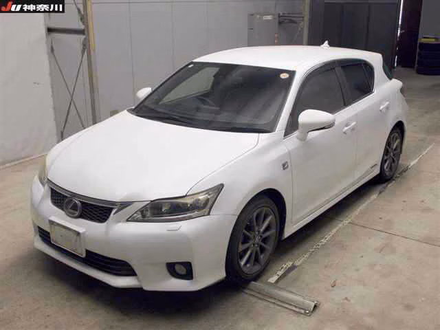 LEXUS CT200H