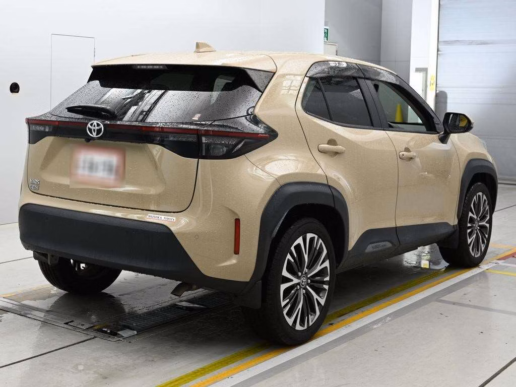 TOYOTA YARIS CROSS