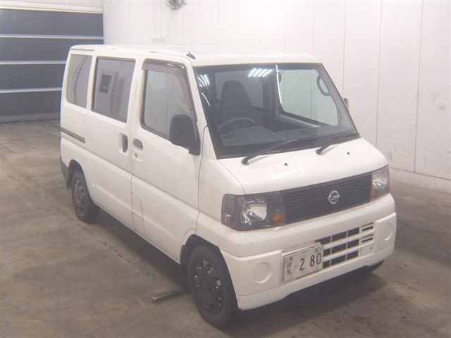 NISSAN CLIPPER