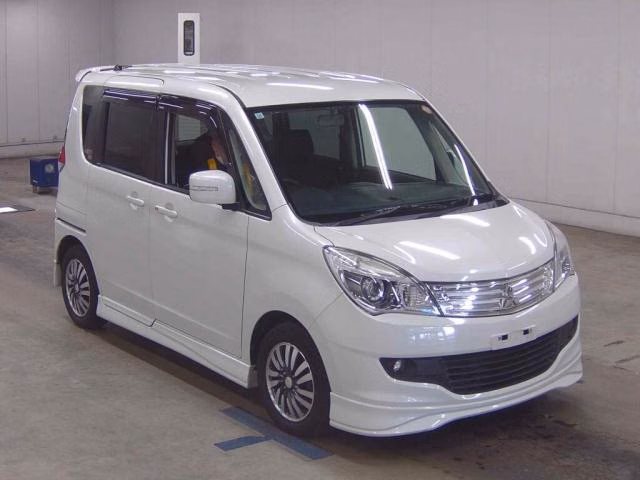 MITSUBISHI DELICA D:2