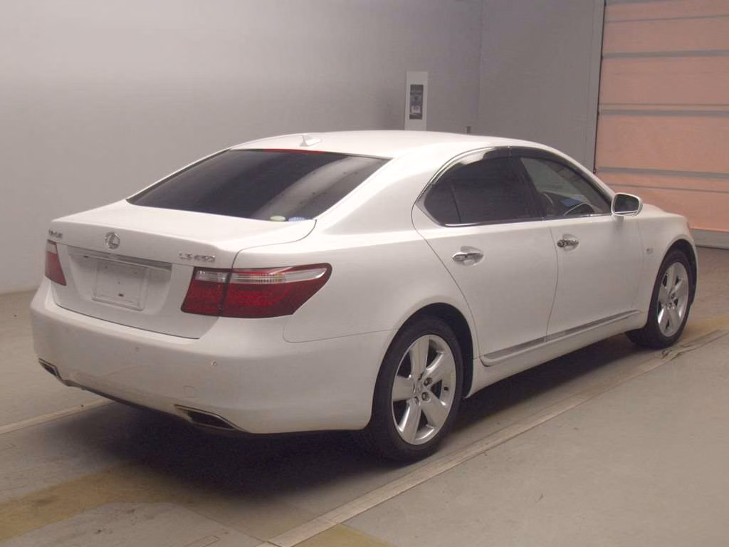 LEXUS LS460
