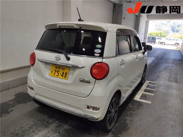 DAIHATSU CAST