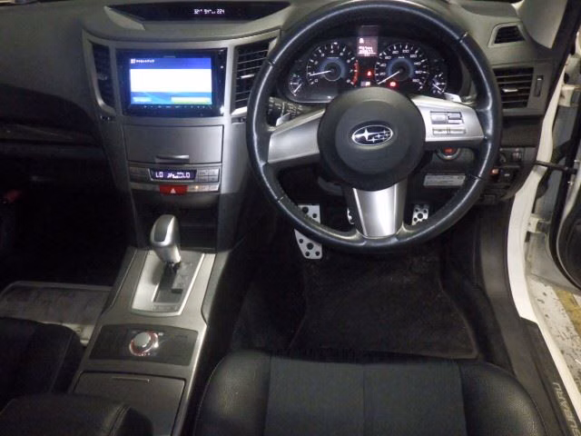 SUBARU LEGACY