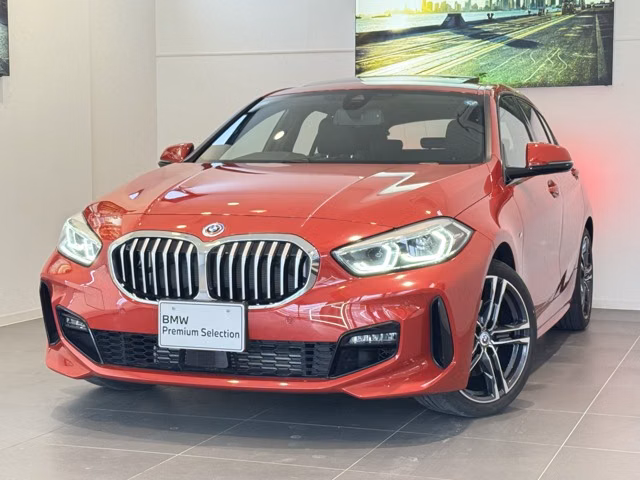 BMW 1-SERIES