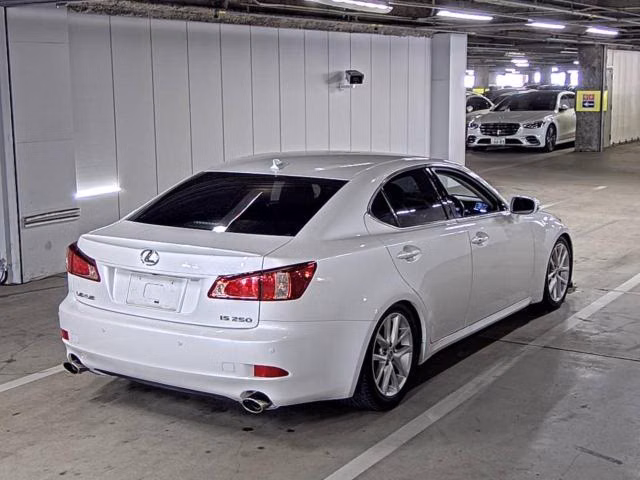 LEXUS IS250