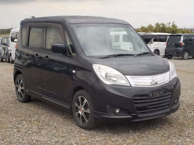 MITSUBISHI DELICA D:2