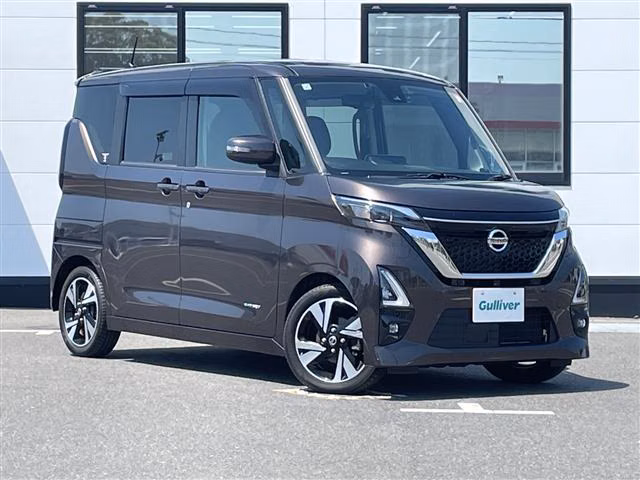 NISSAN ROOX
