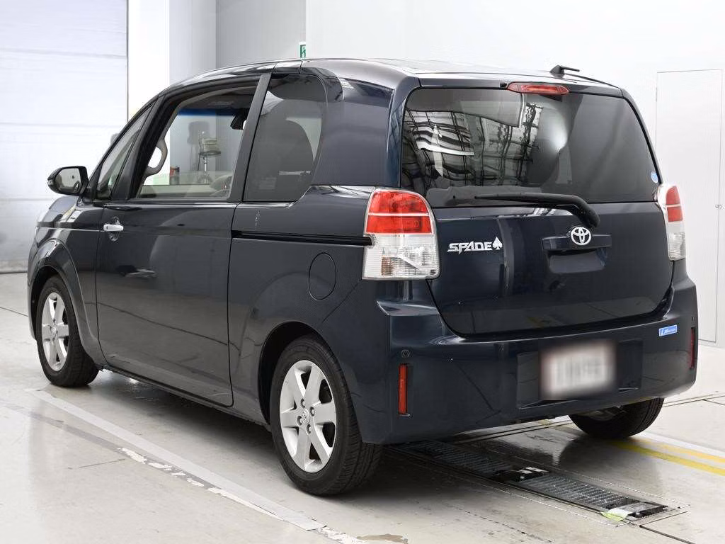 TOYOTA SPADE