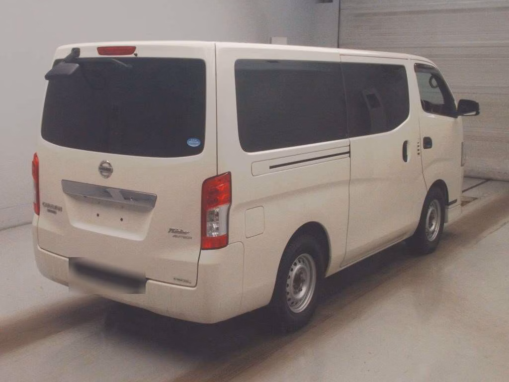 NISSAN NV350 CARAVAN