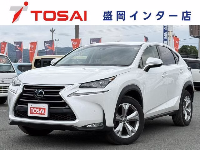 Lexus NX200t