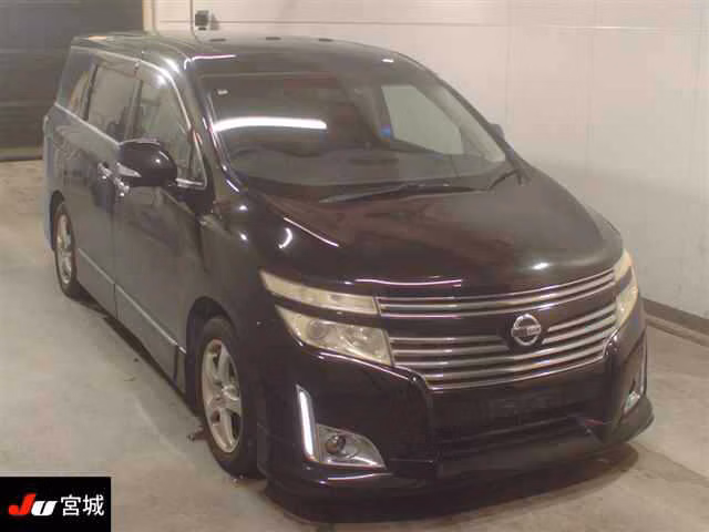 NISSAN ELGRAND