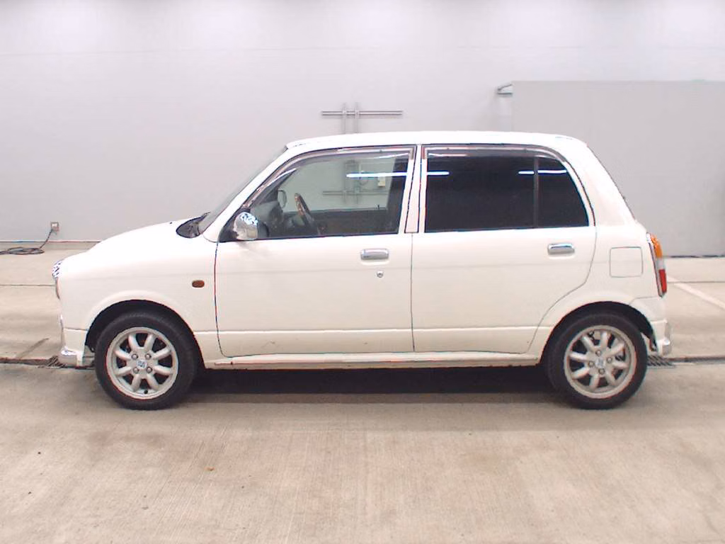 DAIHATSU MIRA GINO