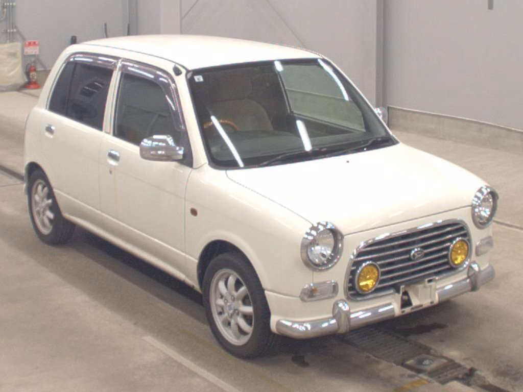 DAIHATSU MIRA GINO