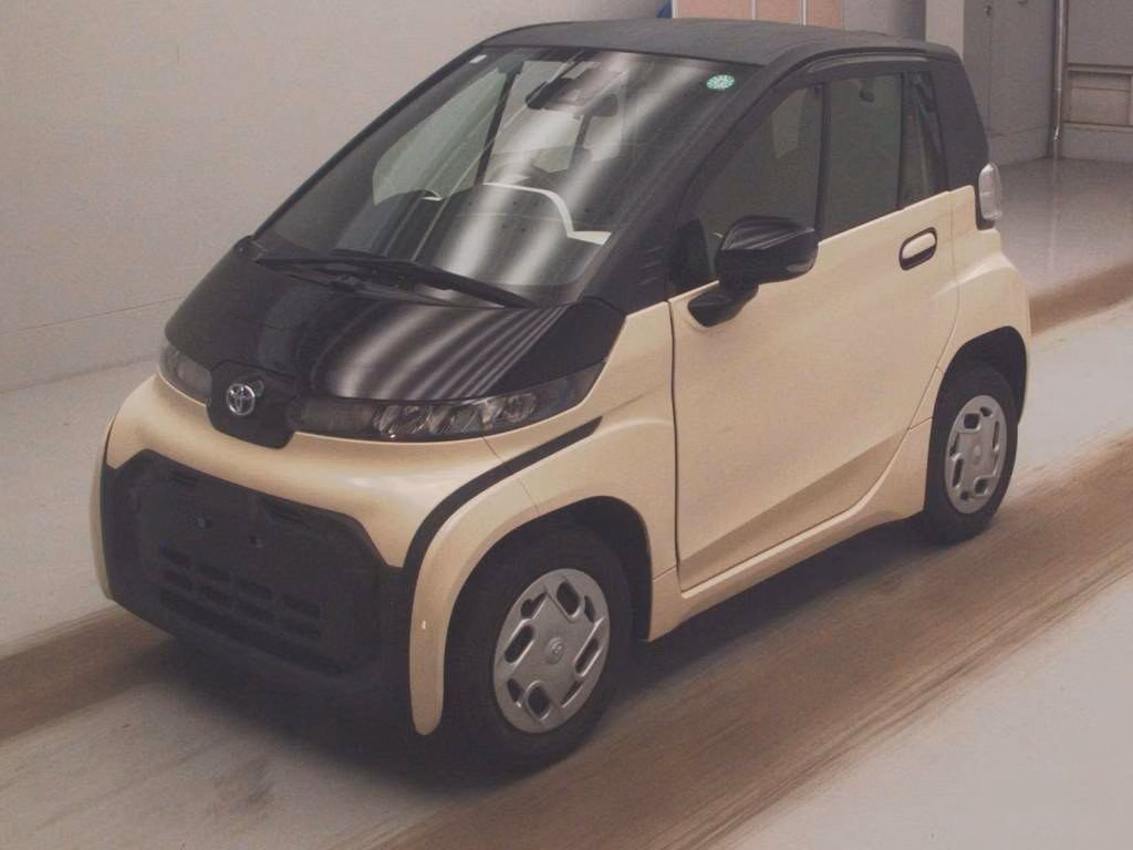 TOYOTA C+POD
