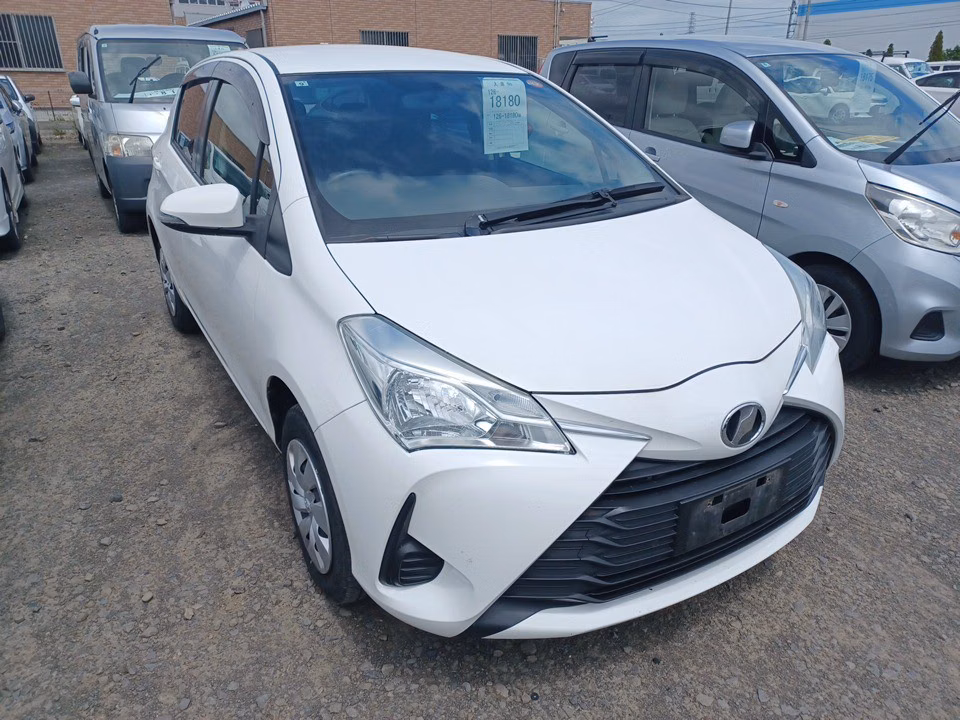 TOYOTA VITZ