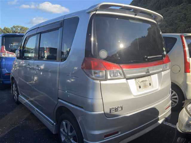 MITSUBISHI DELICA D:2