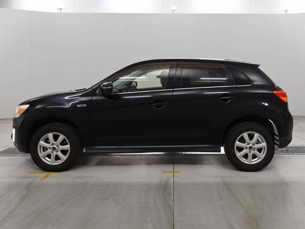 MITSUBISHI RVR