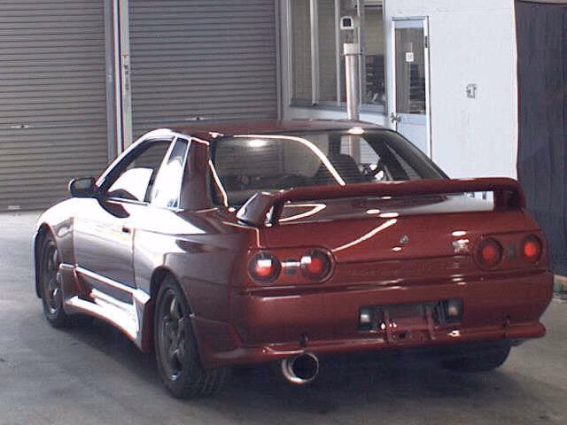 NISSAN SKYLINE GT-R