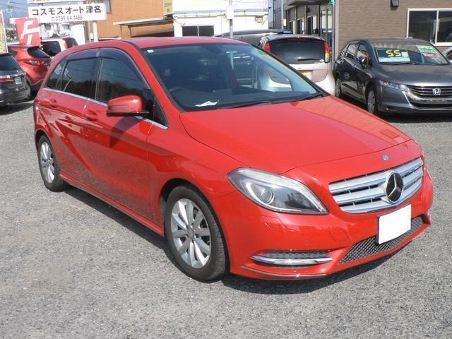 MERCEDES-BENZ B-CLASS