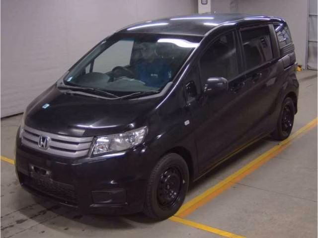 HONDA FREED SPIKE