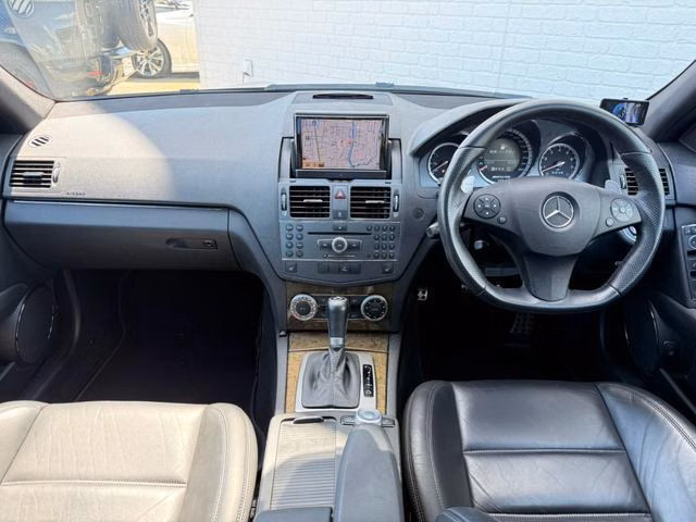 MERCEDES-BENZ C-CLASS