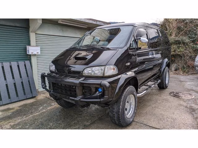MITSUBISHI DELICA