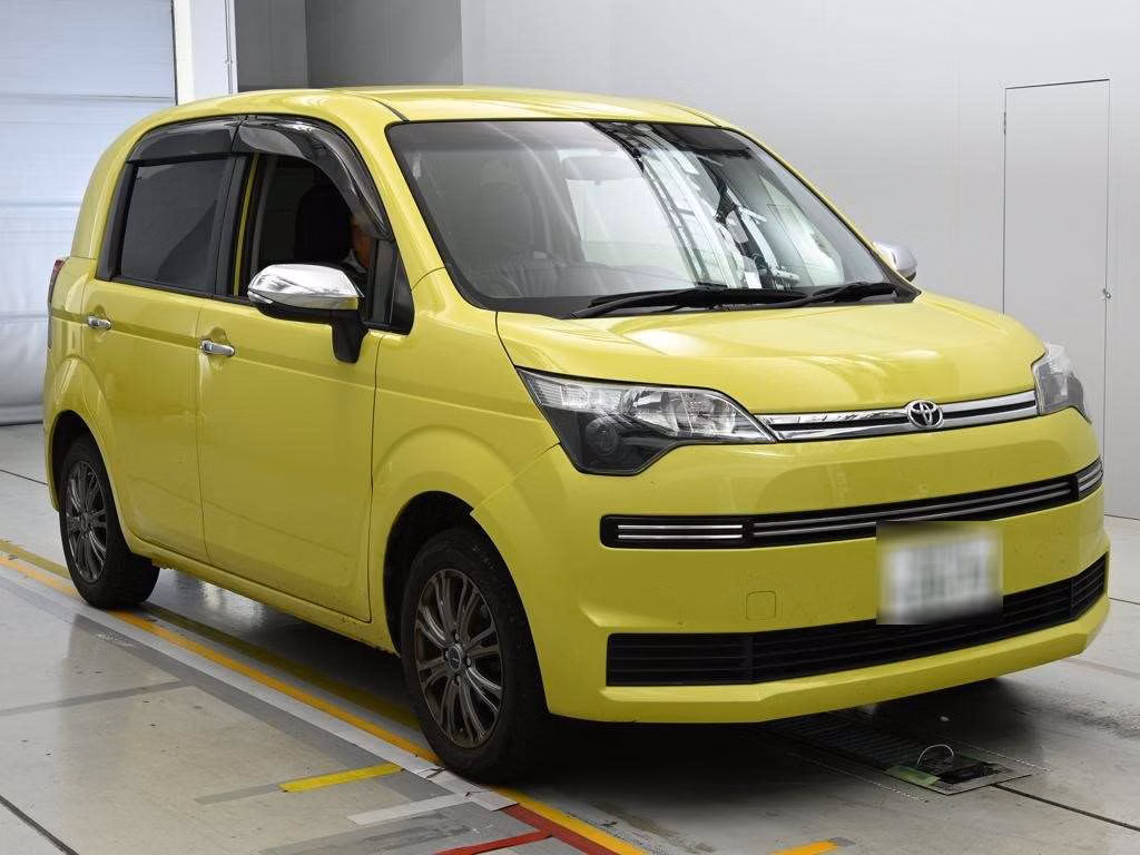 TOYOTA SPADE