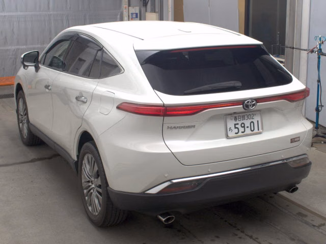 TOYOTA HARRIER