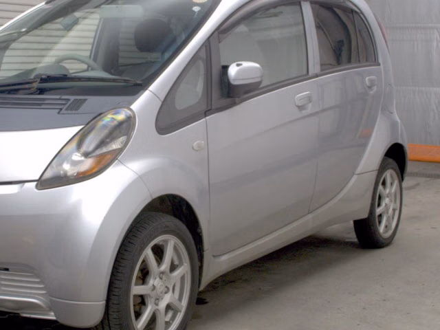 MITSUBISHI I