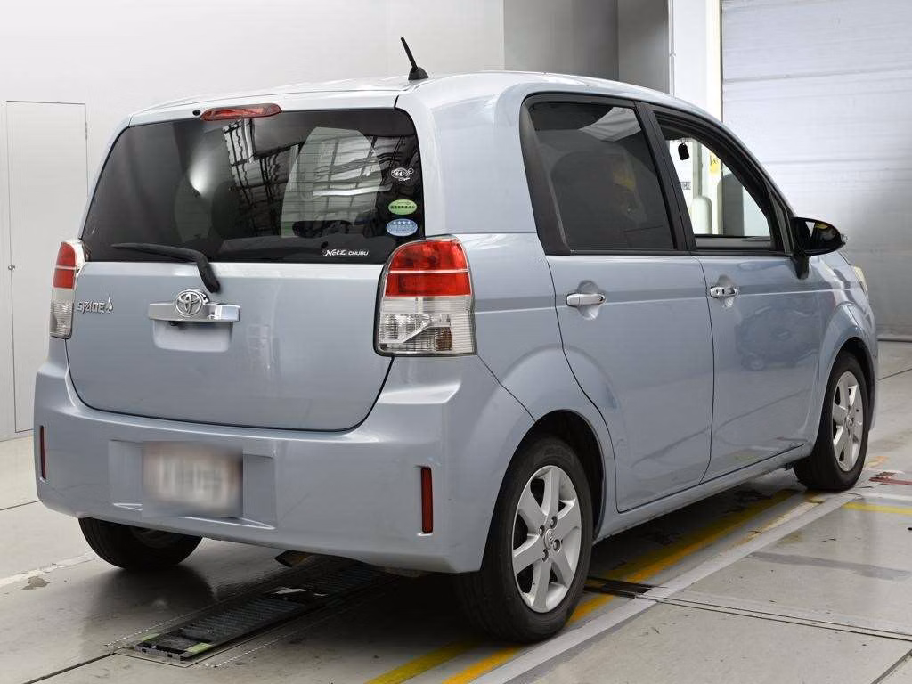 TOYOTA SPADE