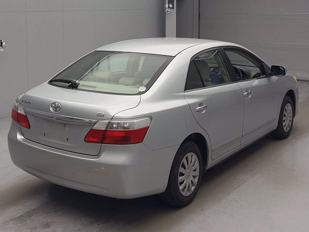 TOYOTA PREMIO