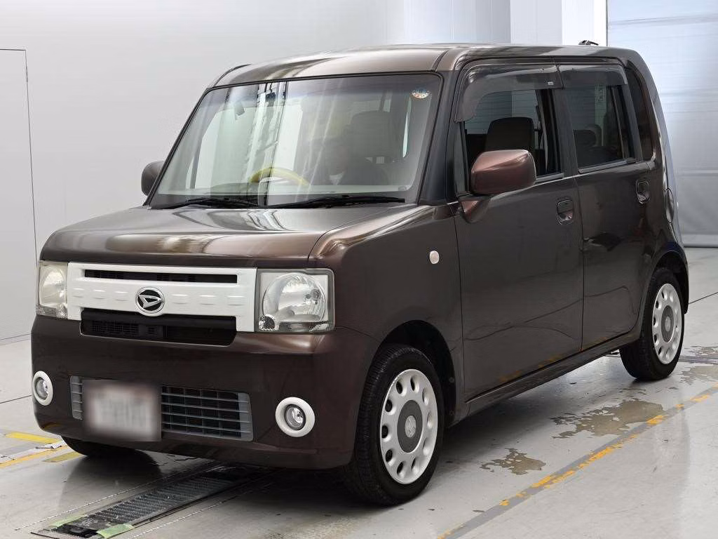 DAIHATSU MOVE CONTE