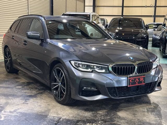 BMW 3-SERIES