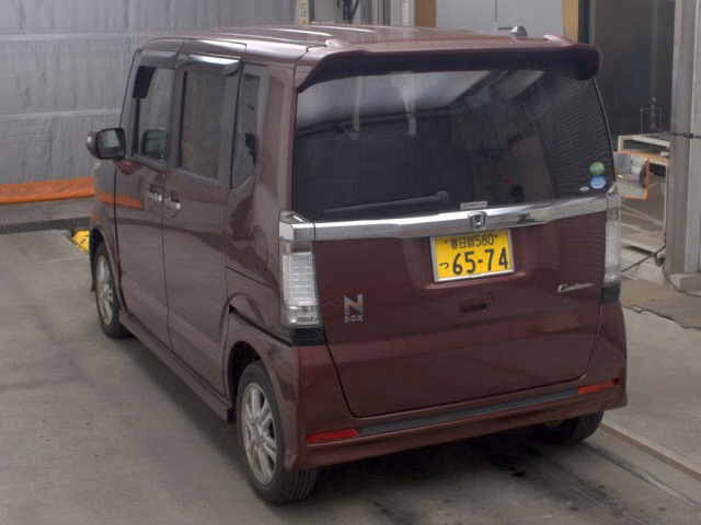 HONDA N-BOX