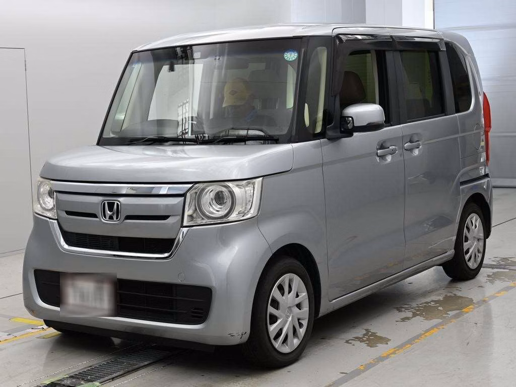 HONDA N-BOX