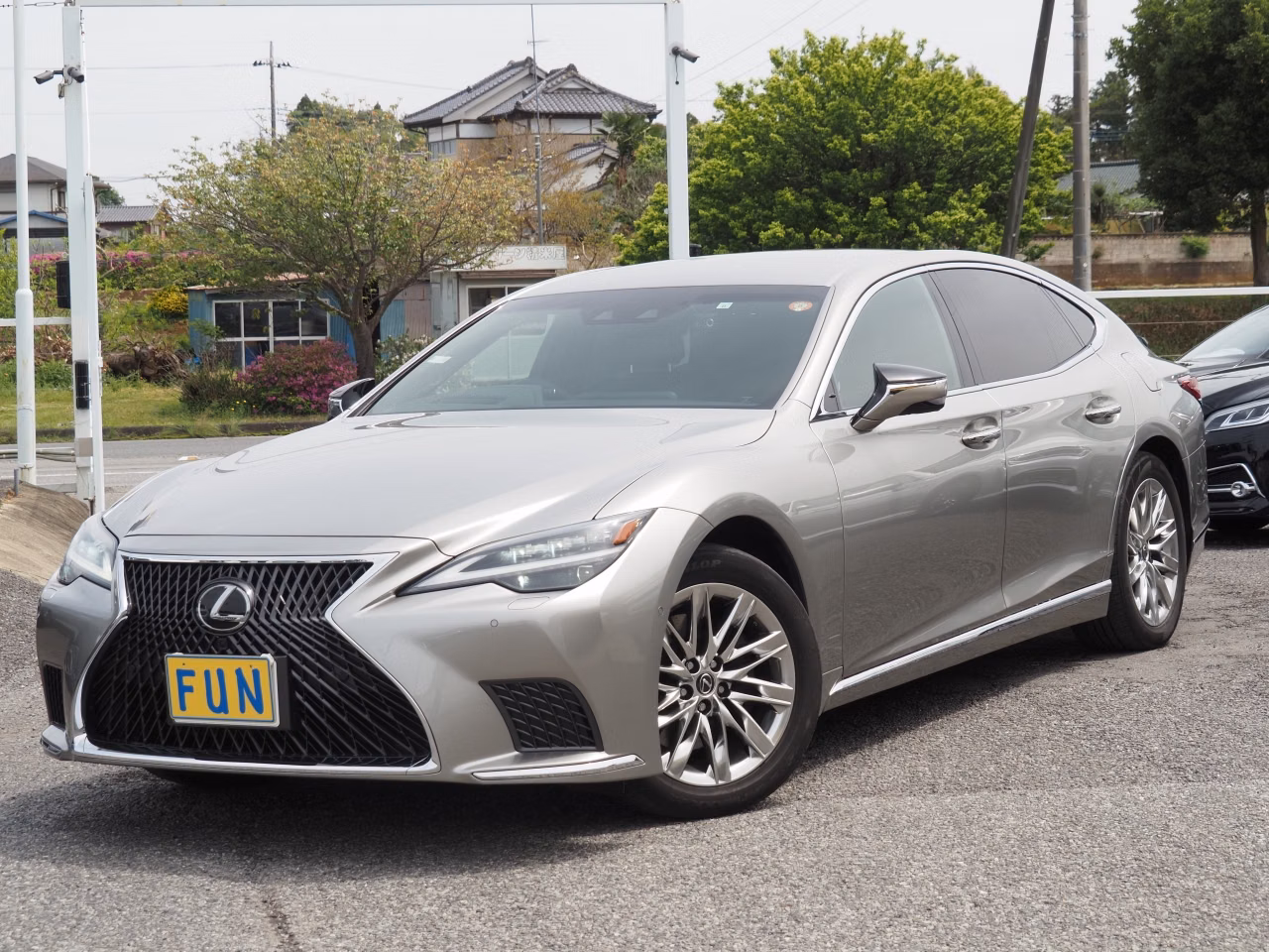 Lexus LS500h