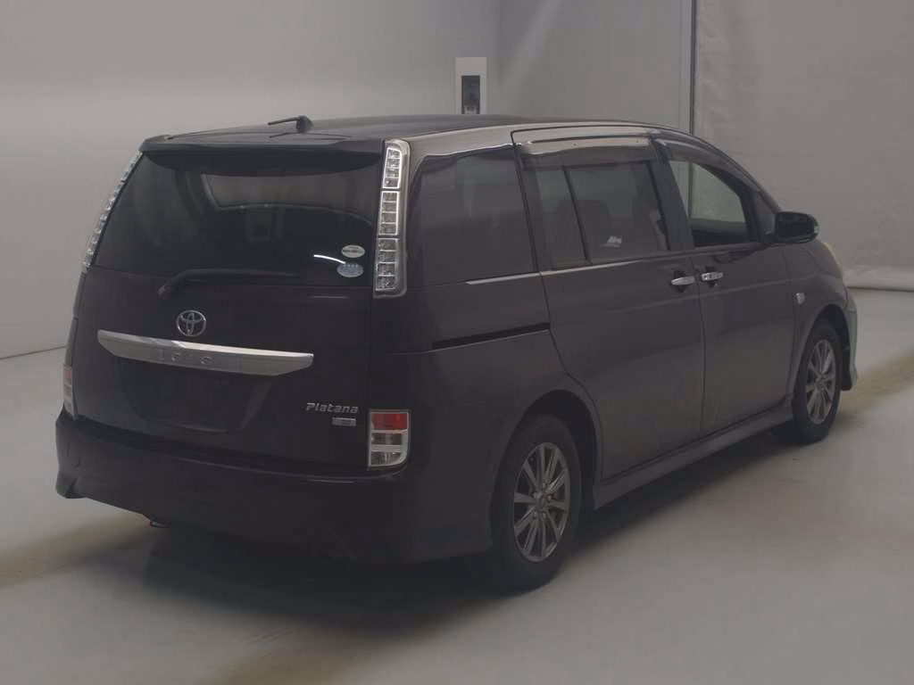 TOYOTA ISIS