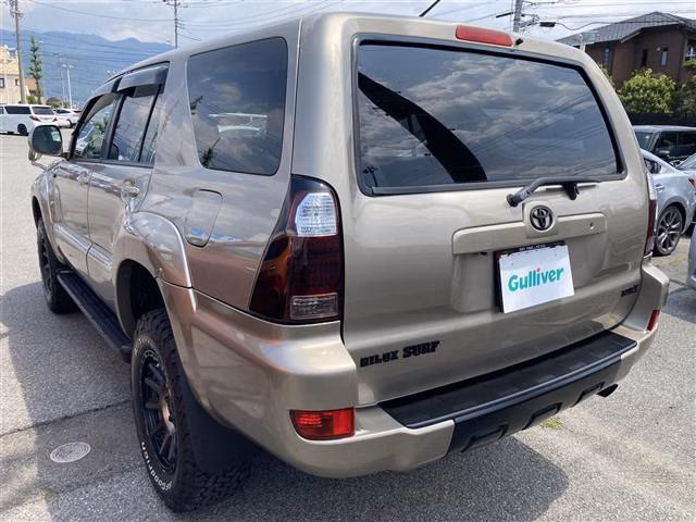 TOYOTA HILUX SURF