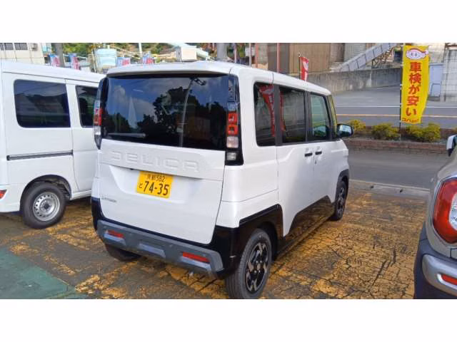 MITSUBISHI DELICA MINI