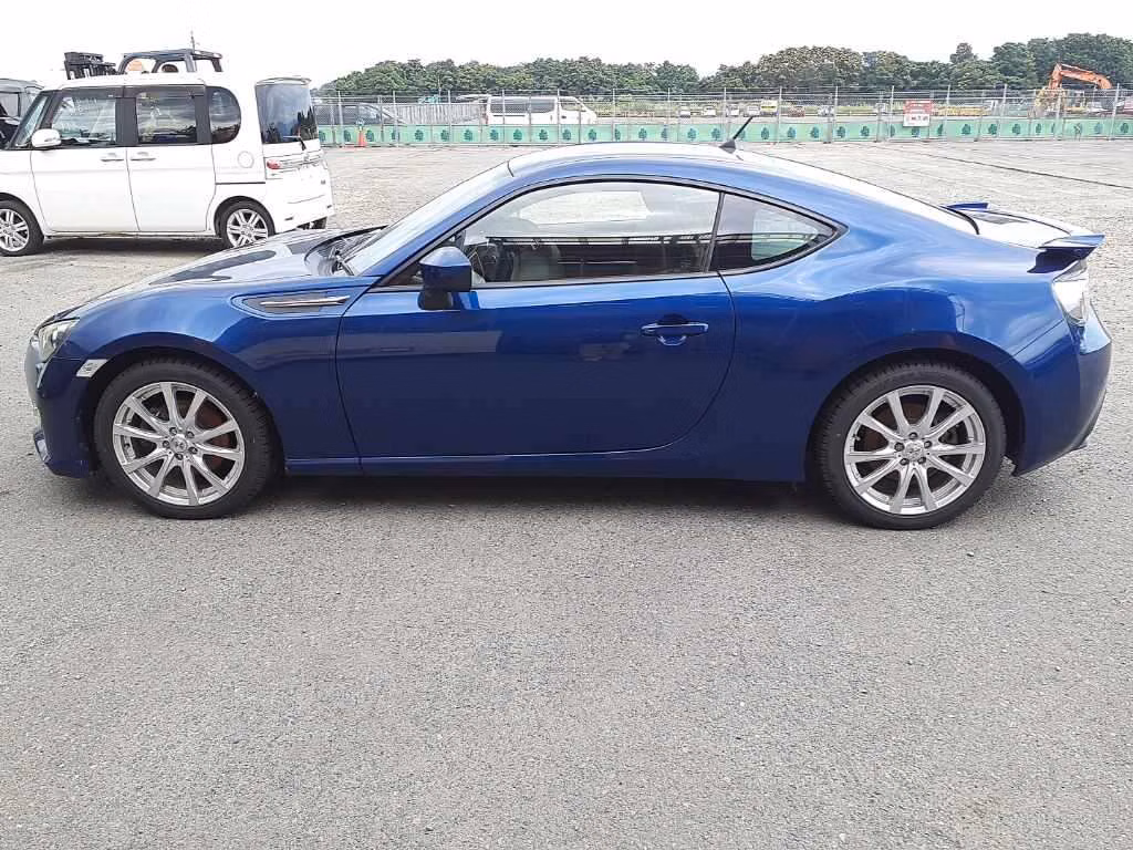SUBARU BRZ