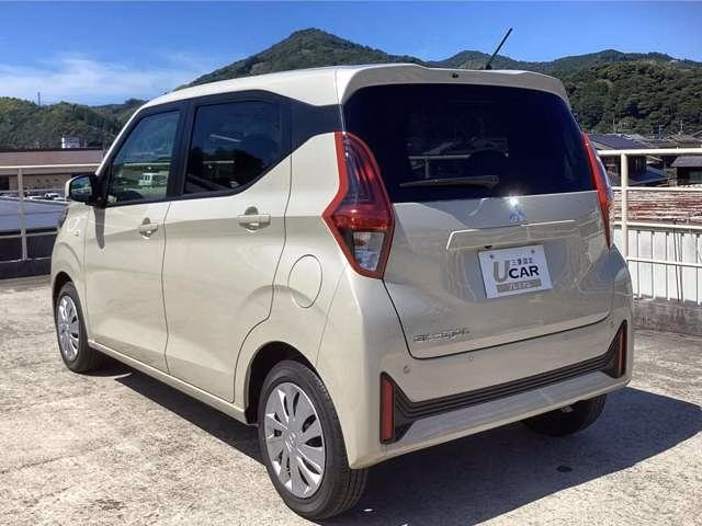 MITSUBISHI EK WAGON