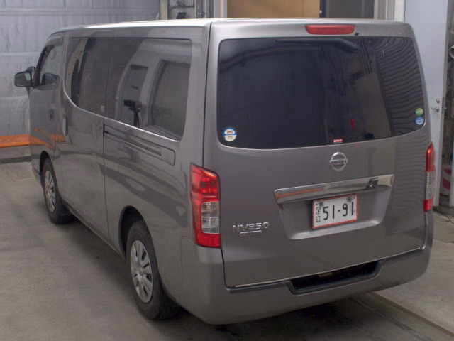 NISSAN NV350 CARAVAN