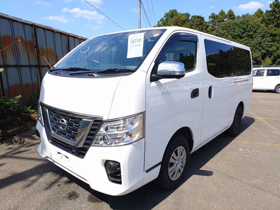 NISSAN NV350 CARAVAN
