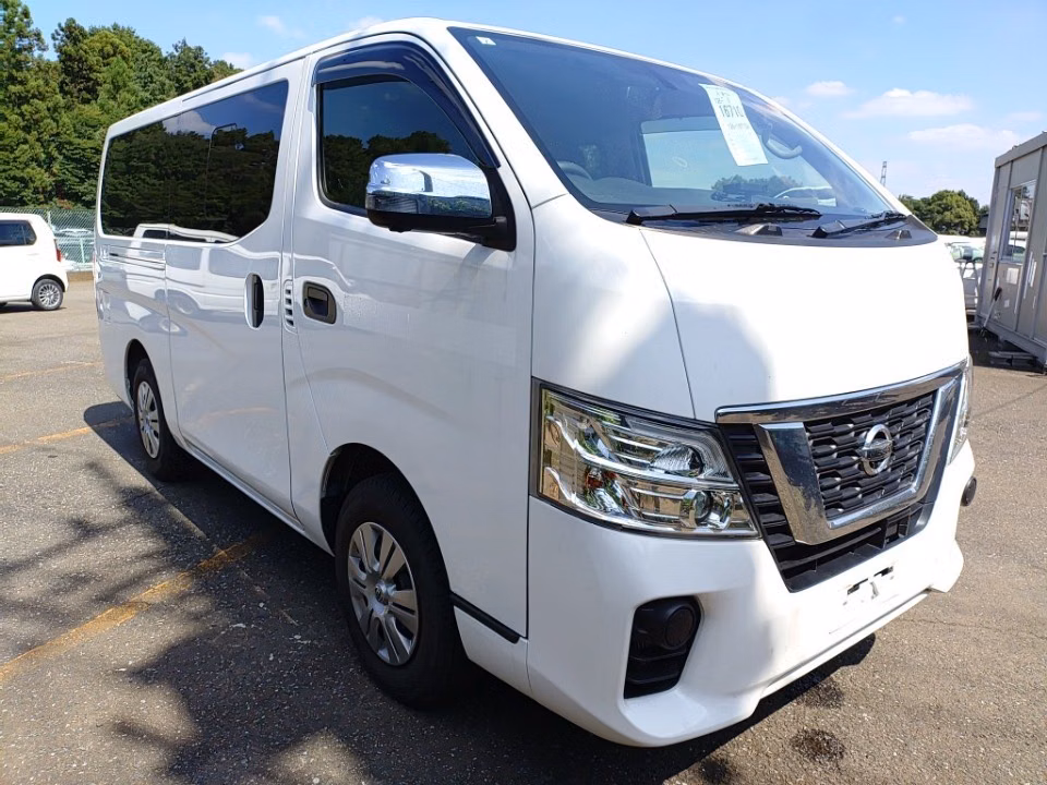 NISSAN NV350 CARAVAN
