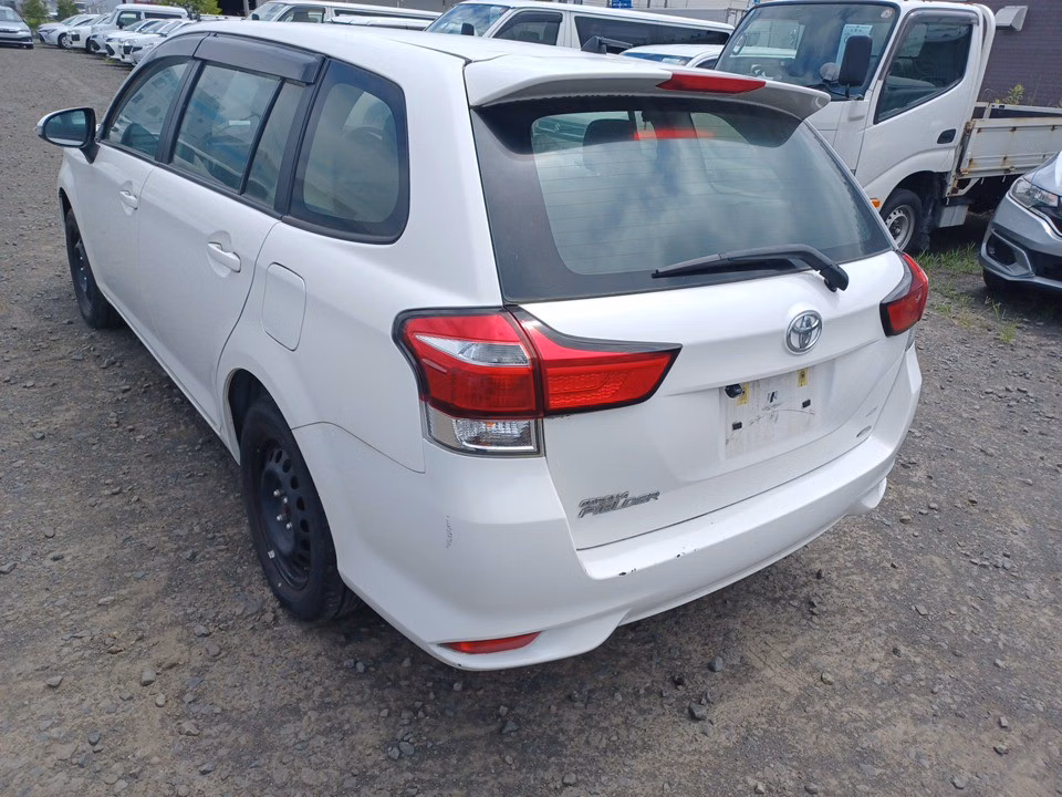 TOYOTA COROLLA FIELDER