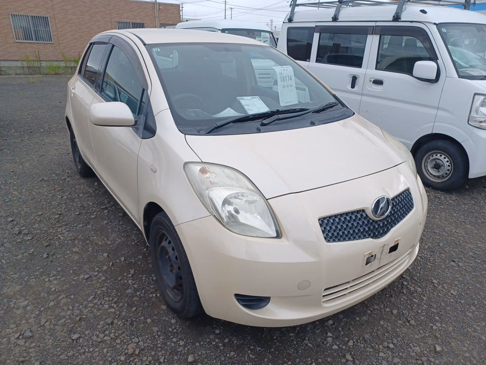 TOYOTA VITZ