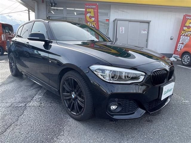 BMW 1-SERIES