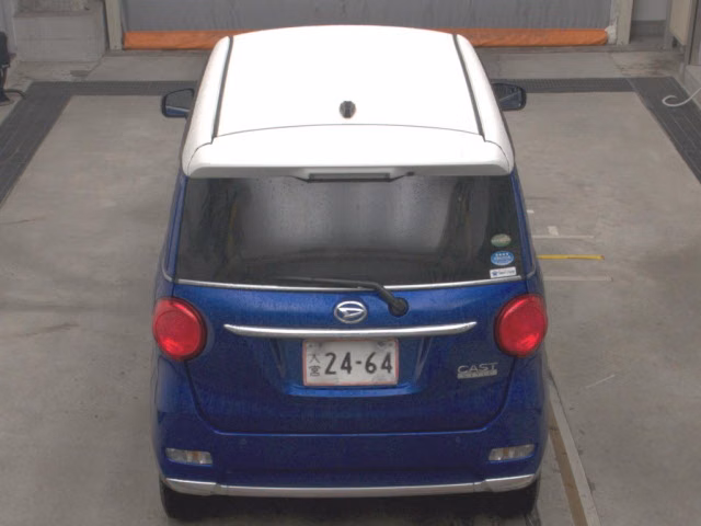 DAIHATSU CAST